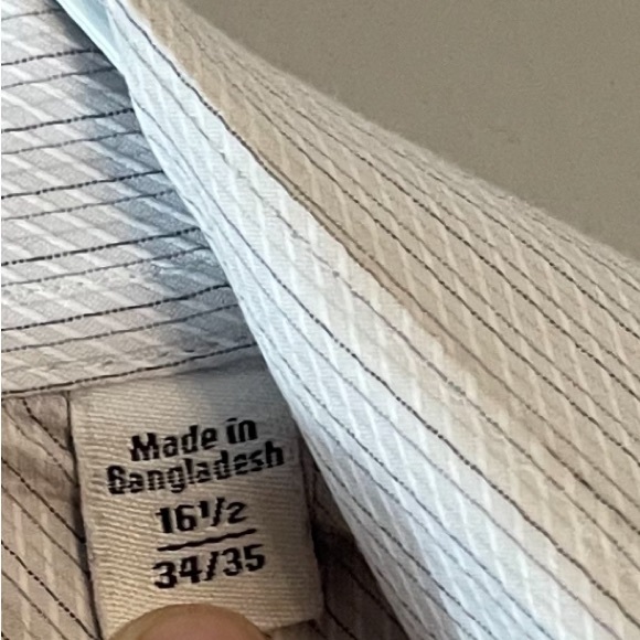 Calvin Klein Dress Shirt 16.5 34/35 - Picture 2 of 2